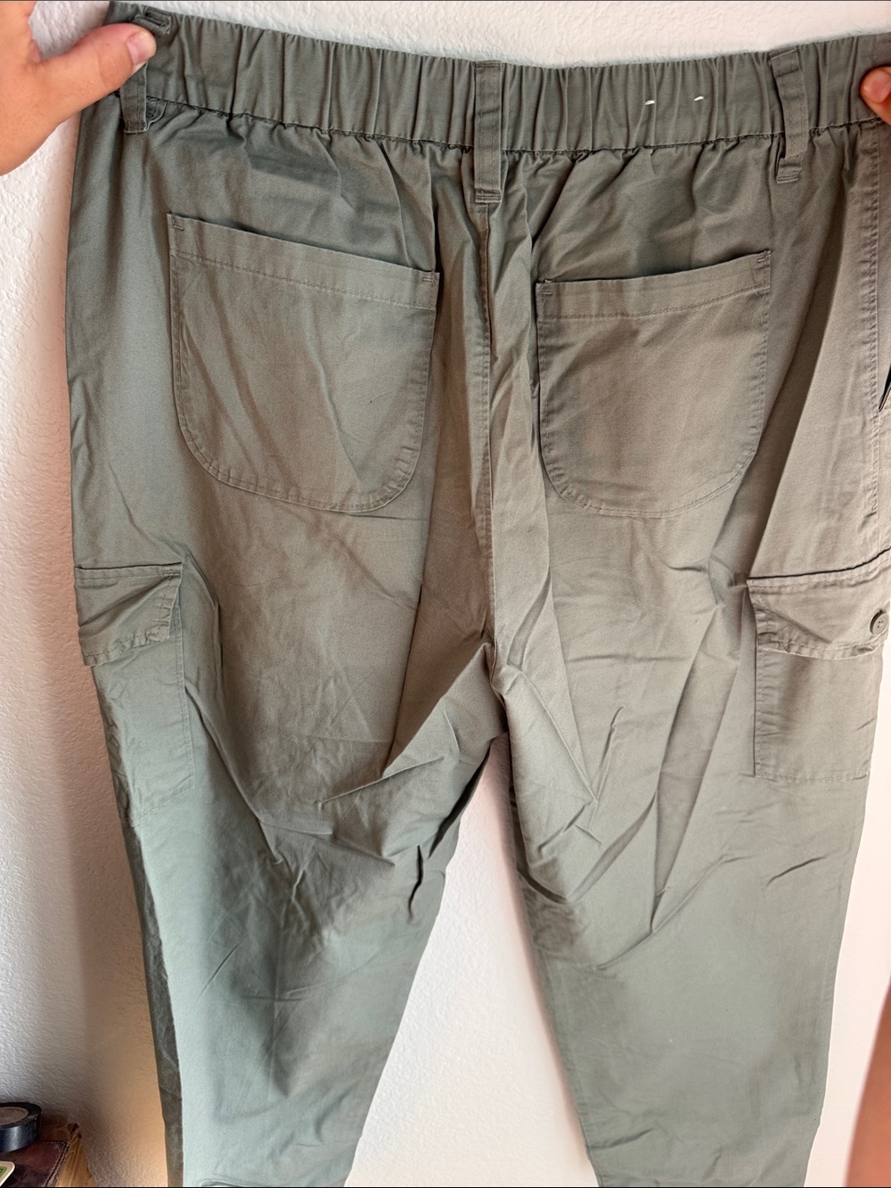 Green Cargo Pants Calvin Klein - New! - Picture 3 of 3